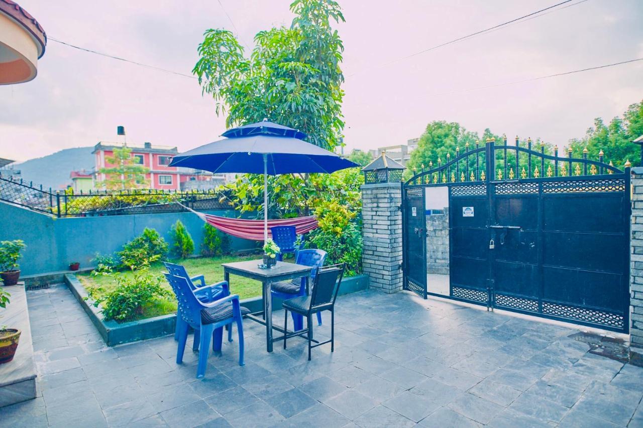 Aroma Tourist Hostel โพคารา ภายนอก รูปภาพ